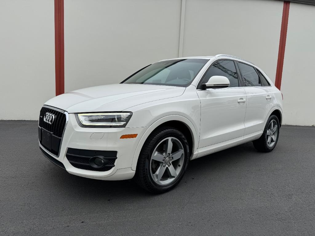 2015 Audi Q3 2.0T quattro tiptronic Premium Plus's photo