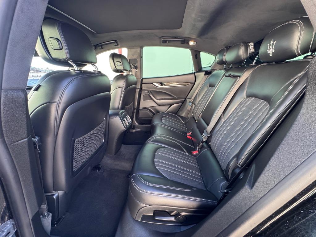 2017 Maserati Levante S - Photo 10