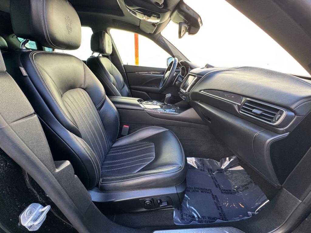 2017 Maserati Levante S - Photo 13
