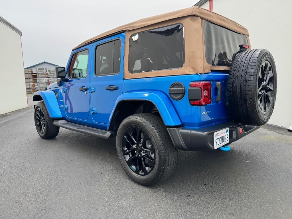 2022 Jeep Wrangler Unlimited Sahara 4XE - Photo 7