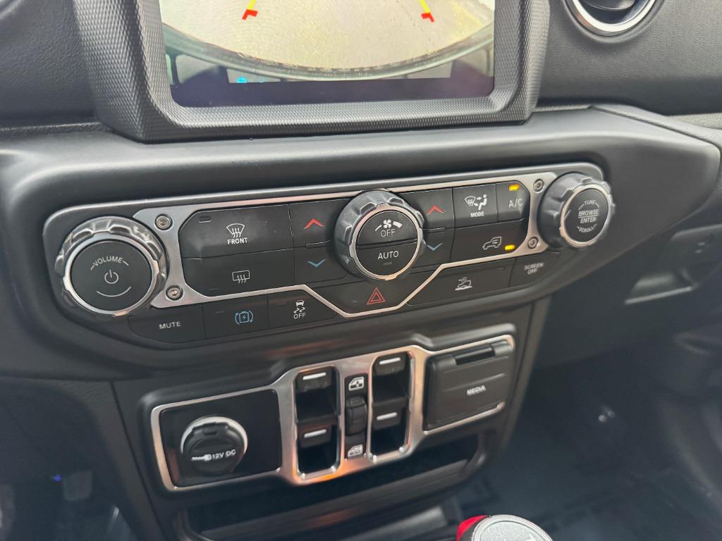 2022 Jeep Wrangler Unlimited Sahara 4XE - Photo 18