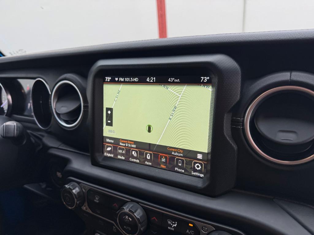 2022 Jeep Wrangler Unlimited Sahara 4XE - Photo 16