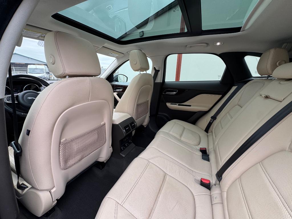 2018 Jaguar F-PACE Prestige - Photo 14