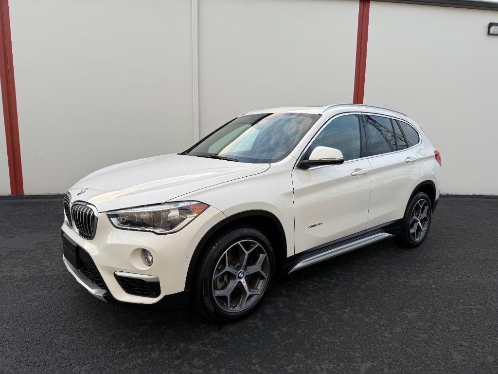 2017 BMW X1 28i