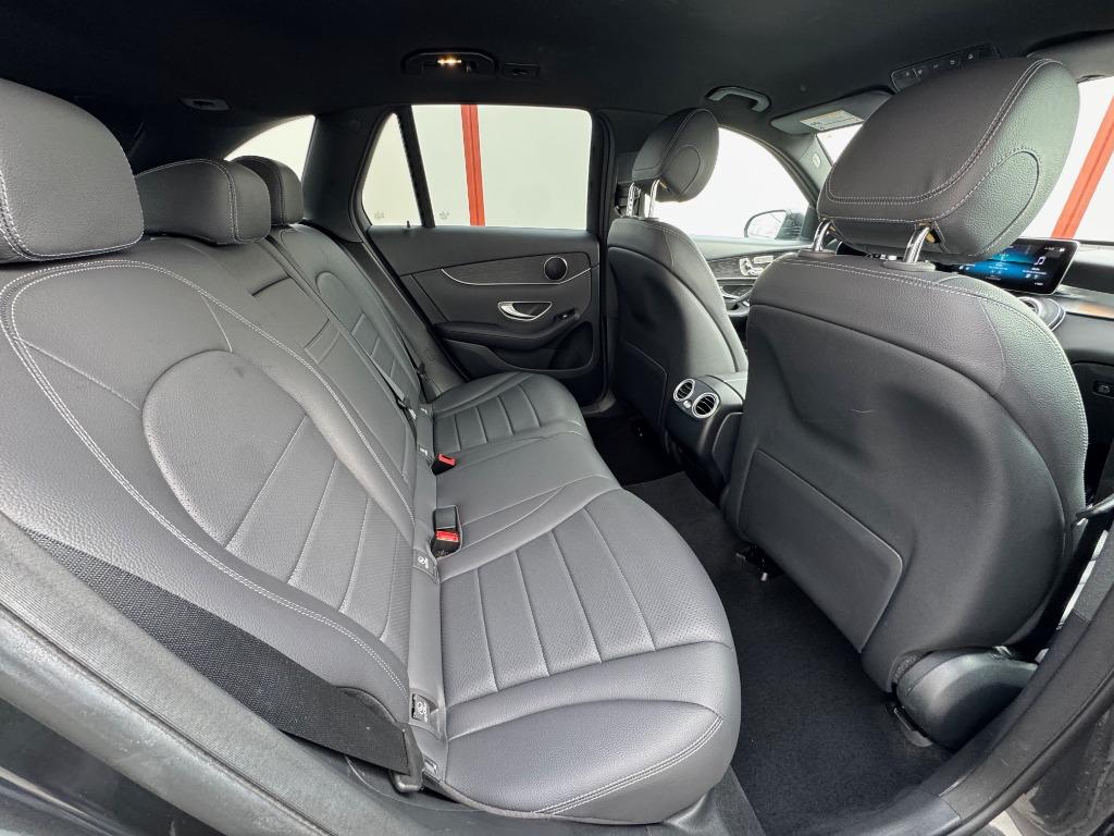2021 Mercedes-Benz GLC GLC300 - Photo 14