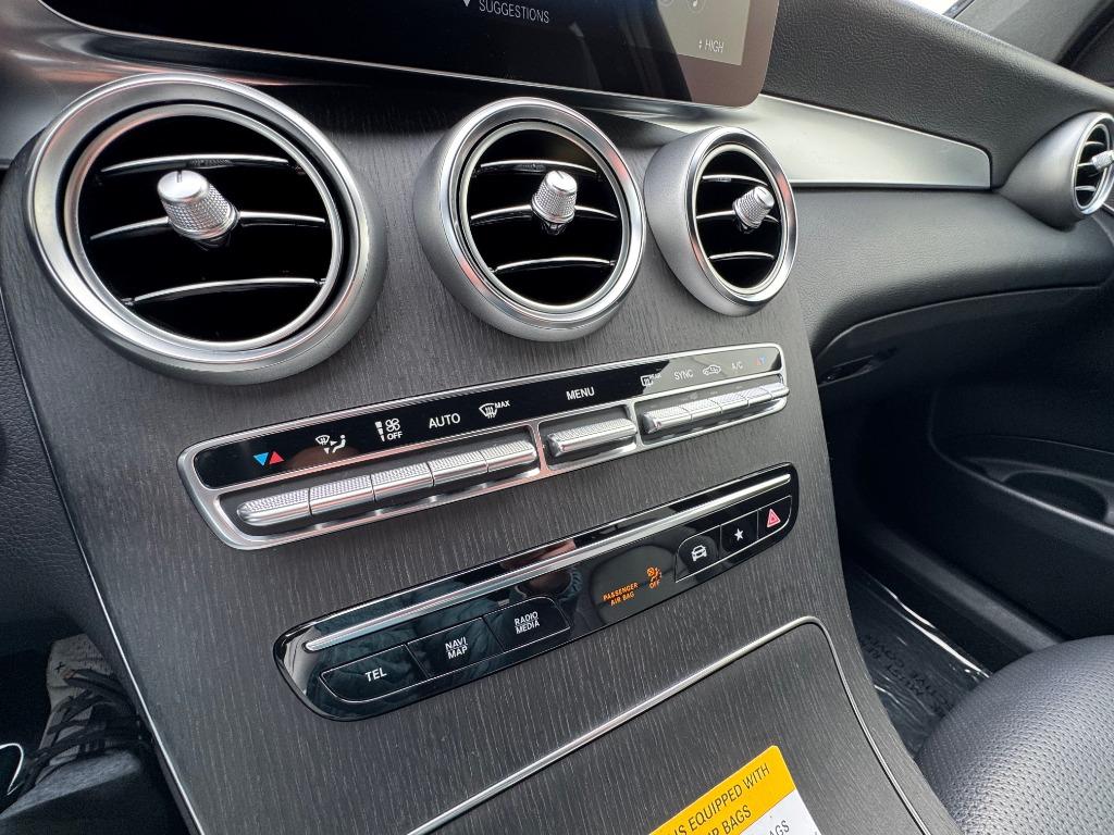 2021 Mercedes-Benz GLC GLC300 - Photo 19
