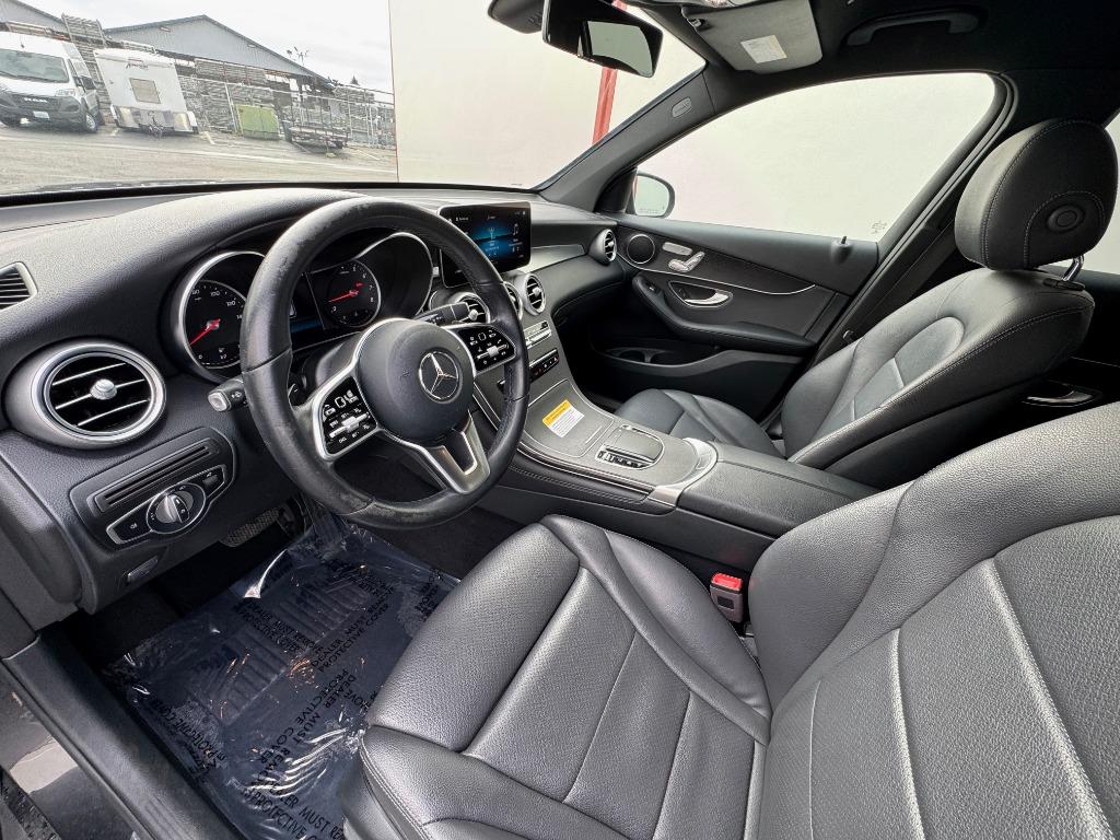 2021 Mercedes-Benz GLC GLC300 - Photo 10