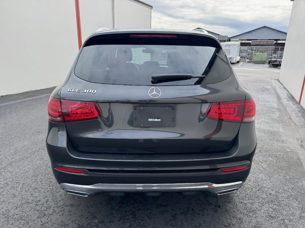 2021 Mercedes-Benz GLC GLC300 - Photo 6